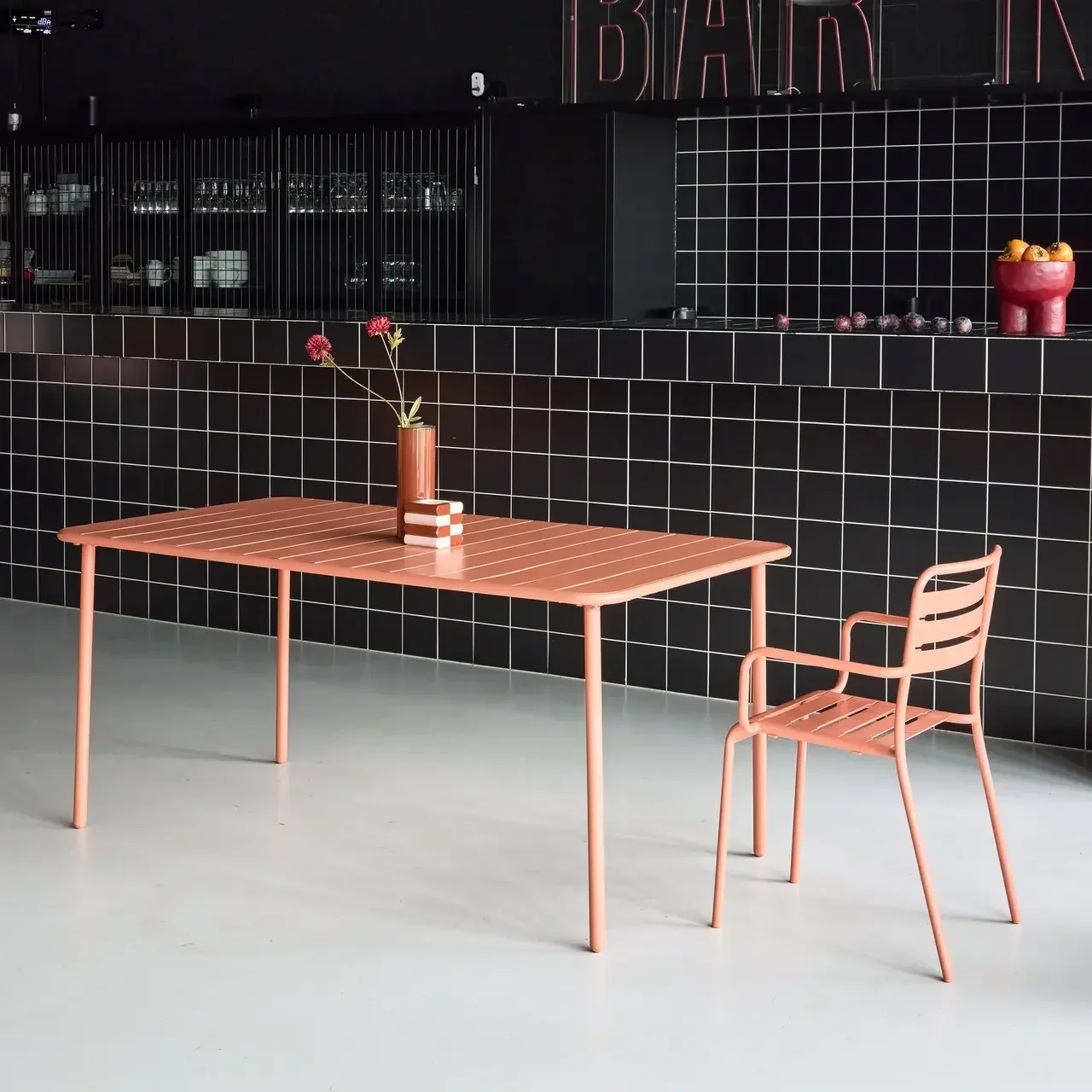 Table de jardin métal Amélia 6-8 places design bistrot extérieur