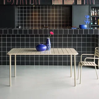 Table d'extérieur en métal 6 à 8 personnes Amélia style bistrot