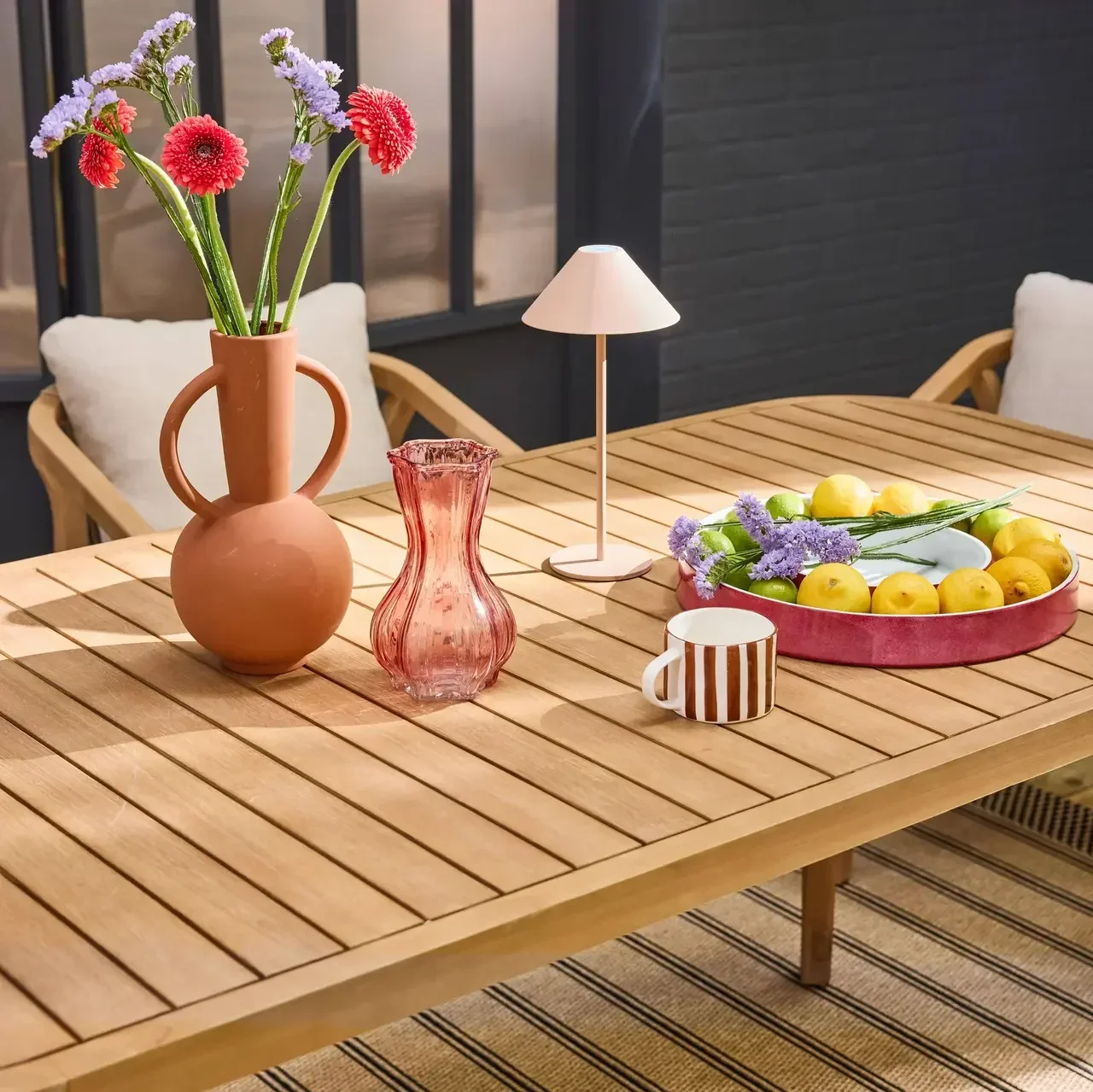 Table de jardin 6 personnes eucalyptus massif 180 cm intérieur extérieur