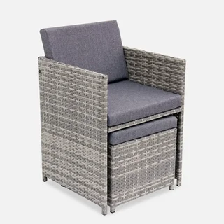 Table de jardin encastrable 12 places résine tressée Vabo avec poufs et housse