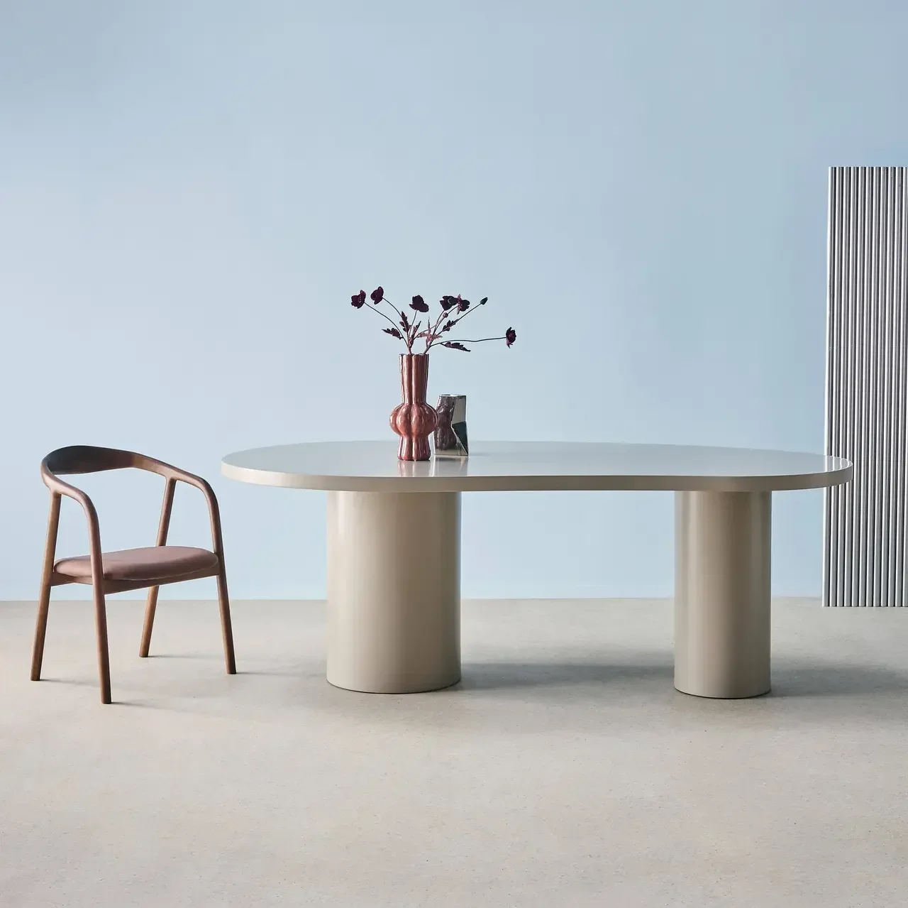 Table à manger 8 personnes bois hévéa design organique 210 cm