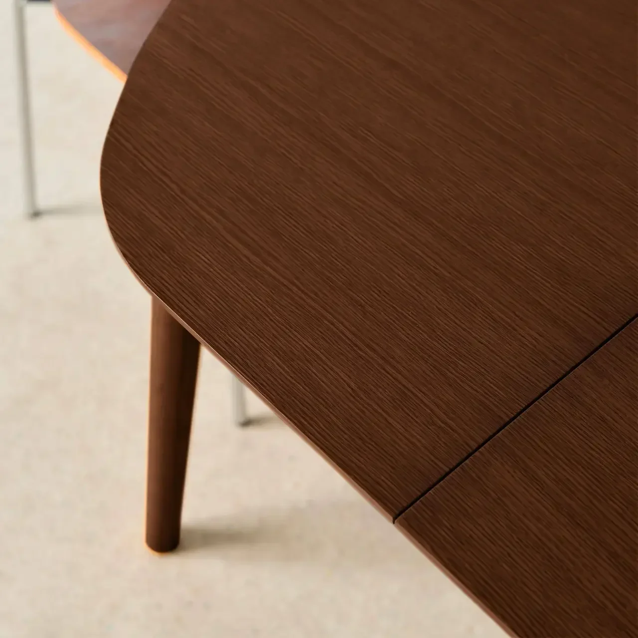 Oval Extendable Dining Table Lisa Solid Hevea and Oak Wood 4-6 Seater