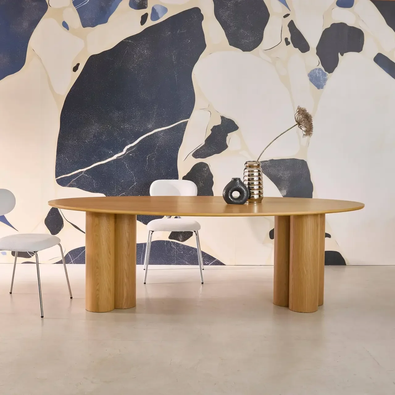 Table ovale 8 personnes hévéa massif chêne Leonore