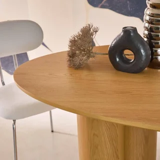 Table ovale 8 personnes hévéa massif chêne Leonore