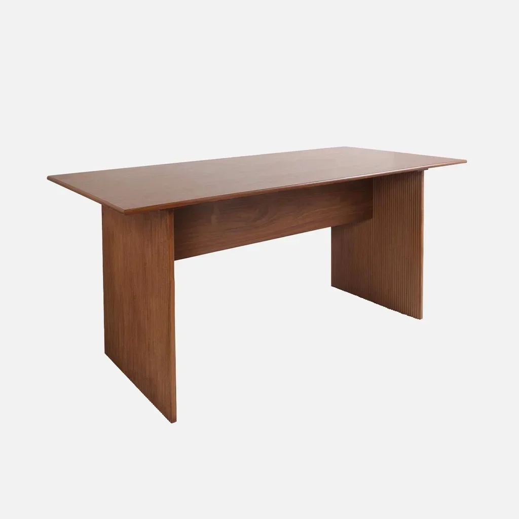 Table rectangulaire bois noyer 4-6 personnes Faro