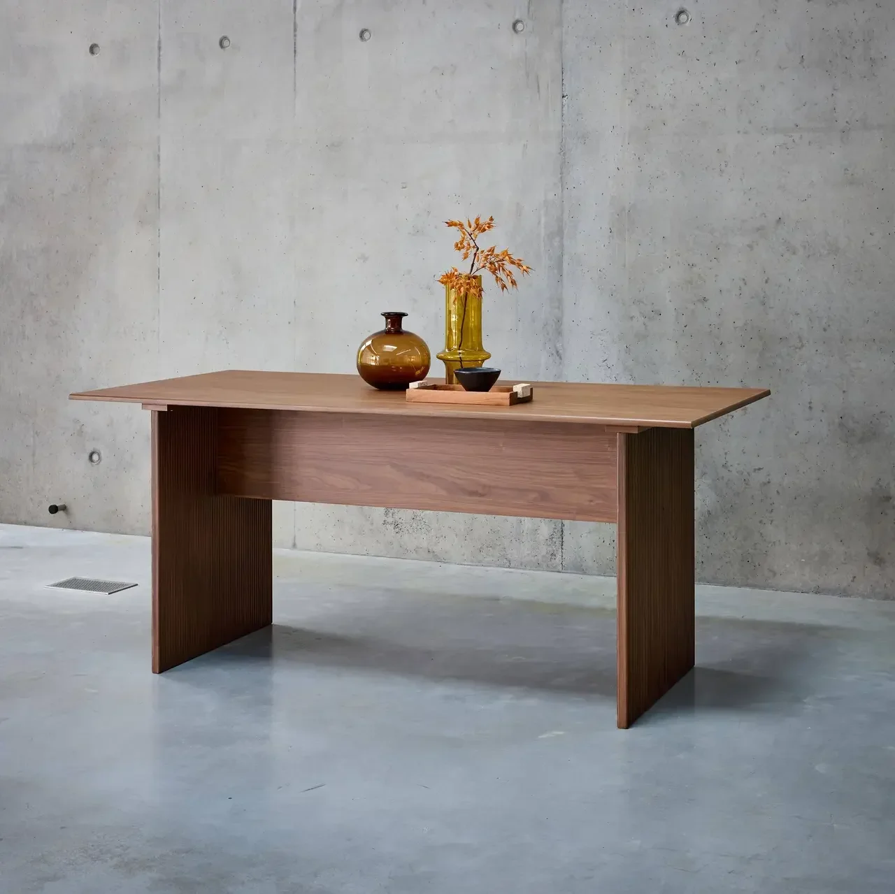 Table rectangulaire bois noyer 4-6 personnes Faro