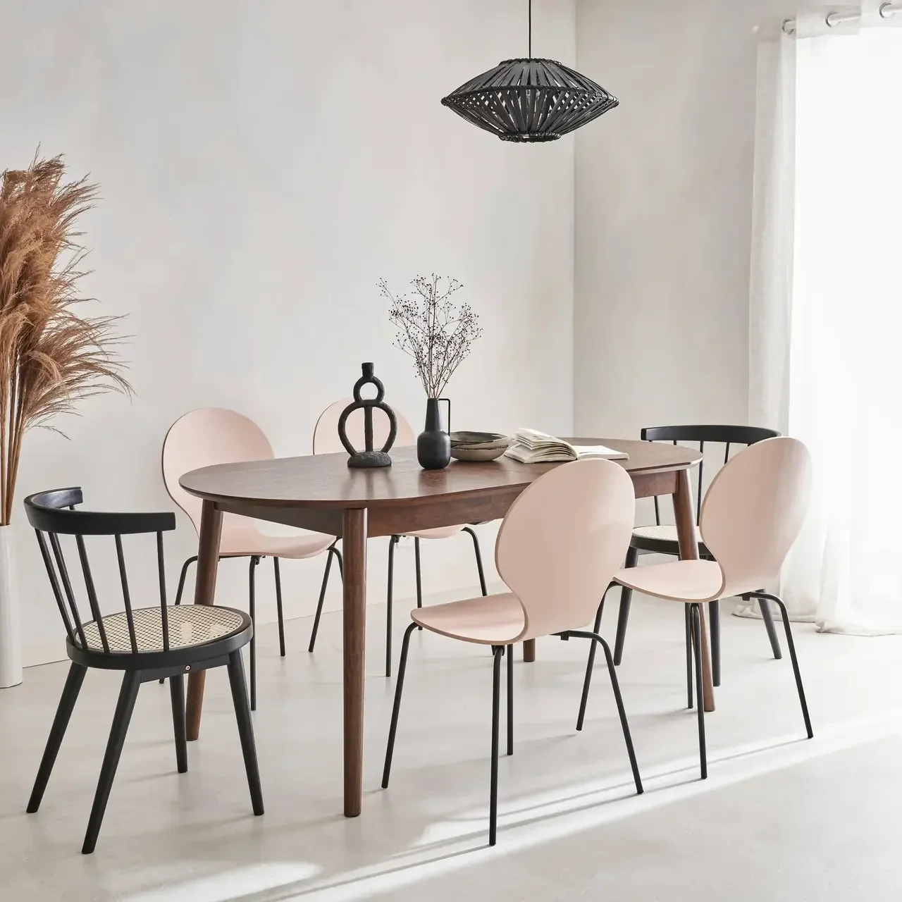 Table à manger ovale extensible Lina 6-8 places hévéa et chêne