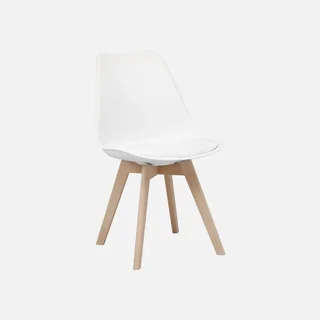 Table ronde scandinave bois blanc avec 2 chaises coussinées Hedvig