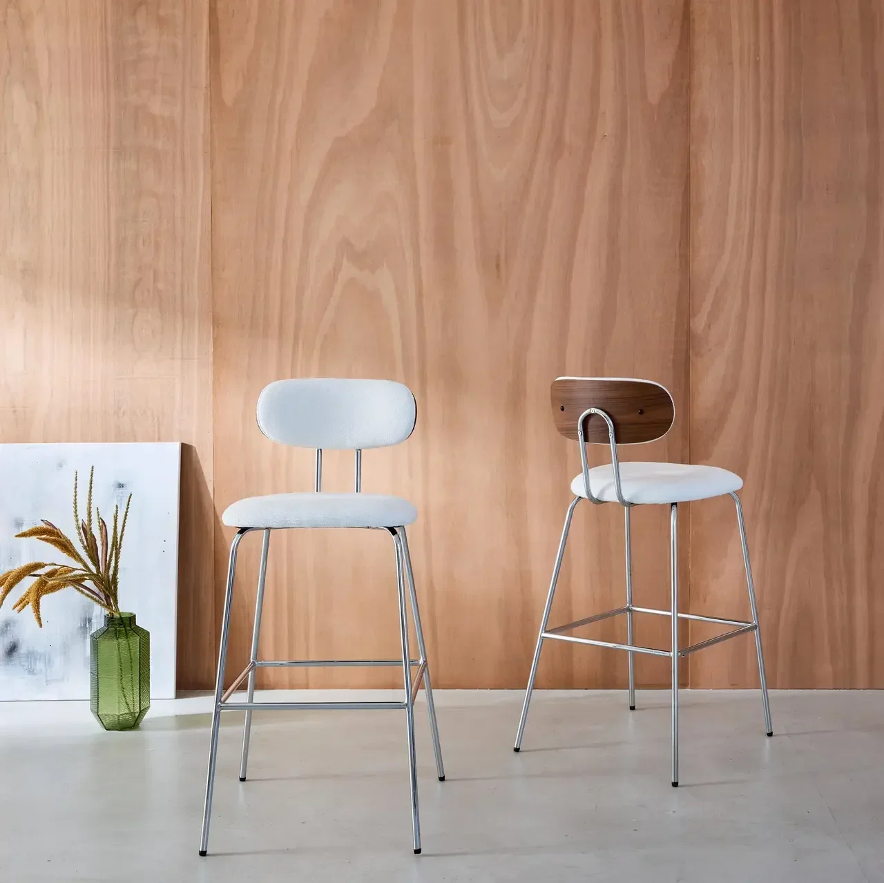 Tabouret de bar bois noyer tissu déperlant blanc lot 2