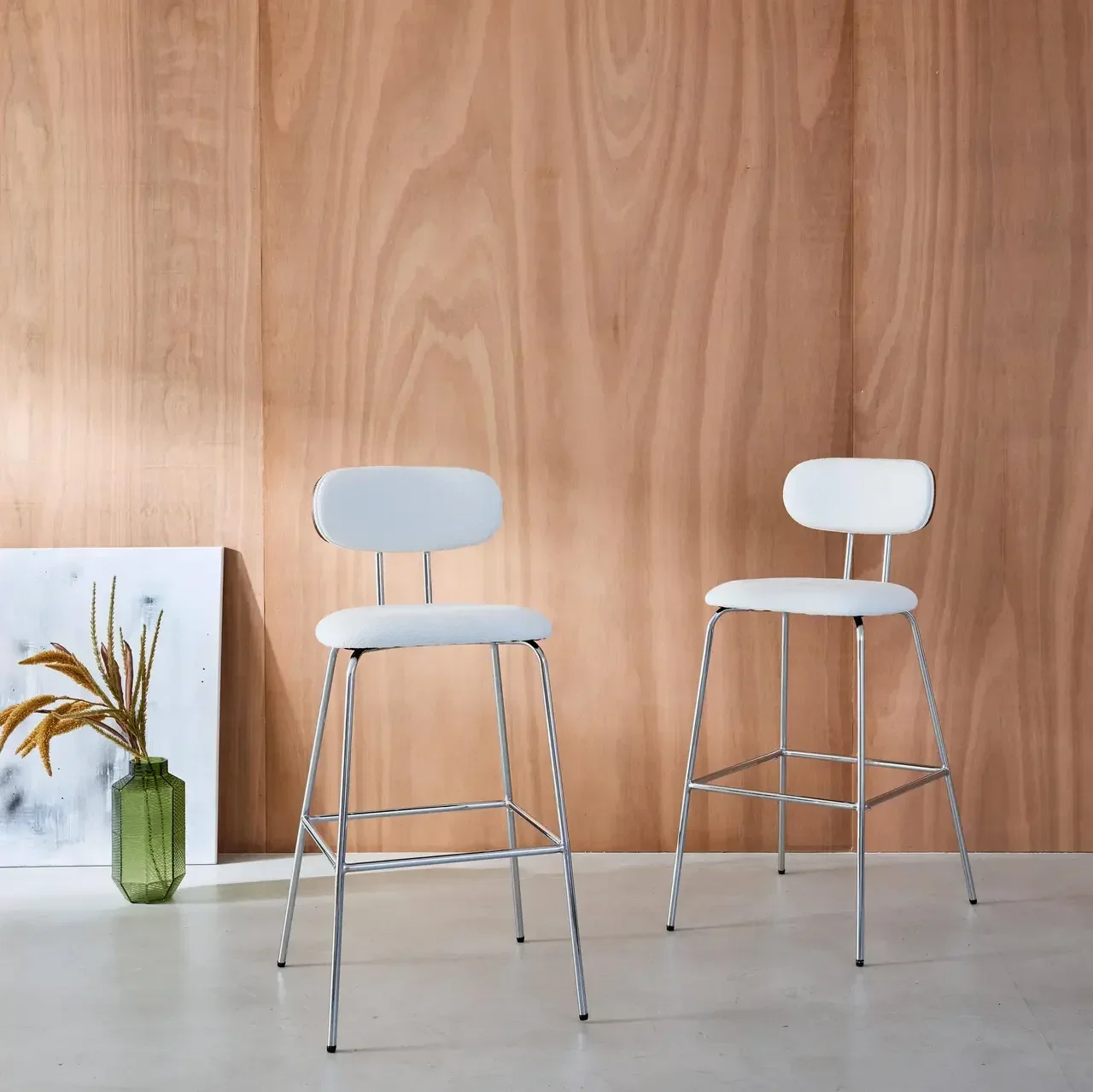 Tabouret de bar bois noyer tissu déperlant blanc lot 2