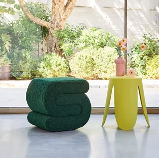Tabouret design capitonné bouclette beige confortable salon