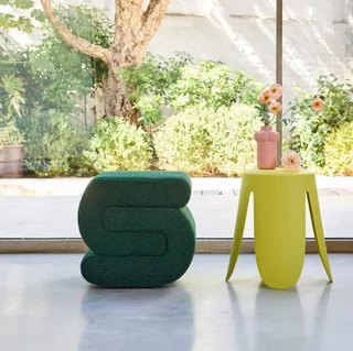 Tabouret design capitonné bouclette beige confortable salon