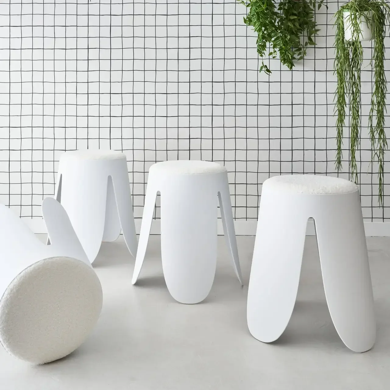 Tabouret bouclette empilable lot 4 Niki design fleur