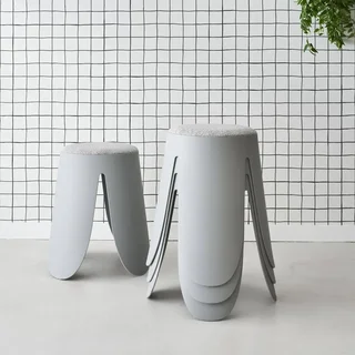 Tabouret empilable effet bouclette Niki - lot de 4