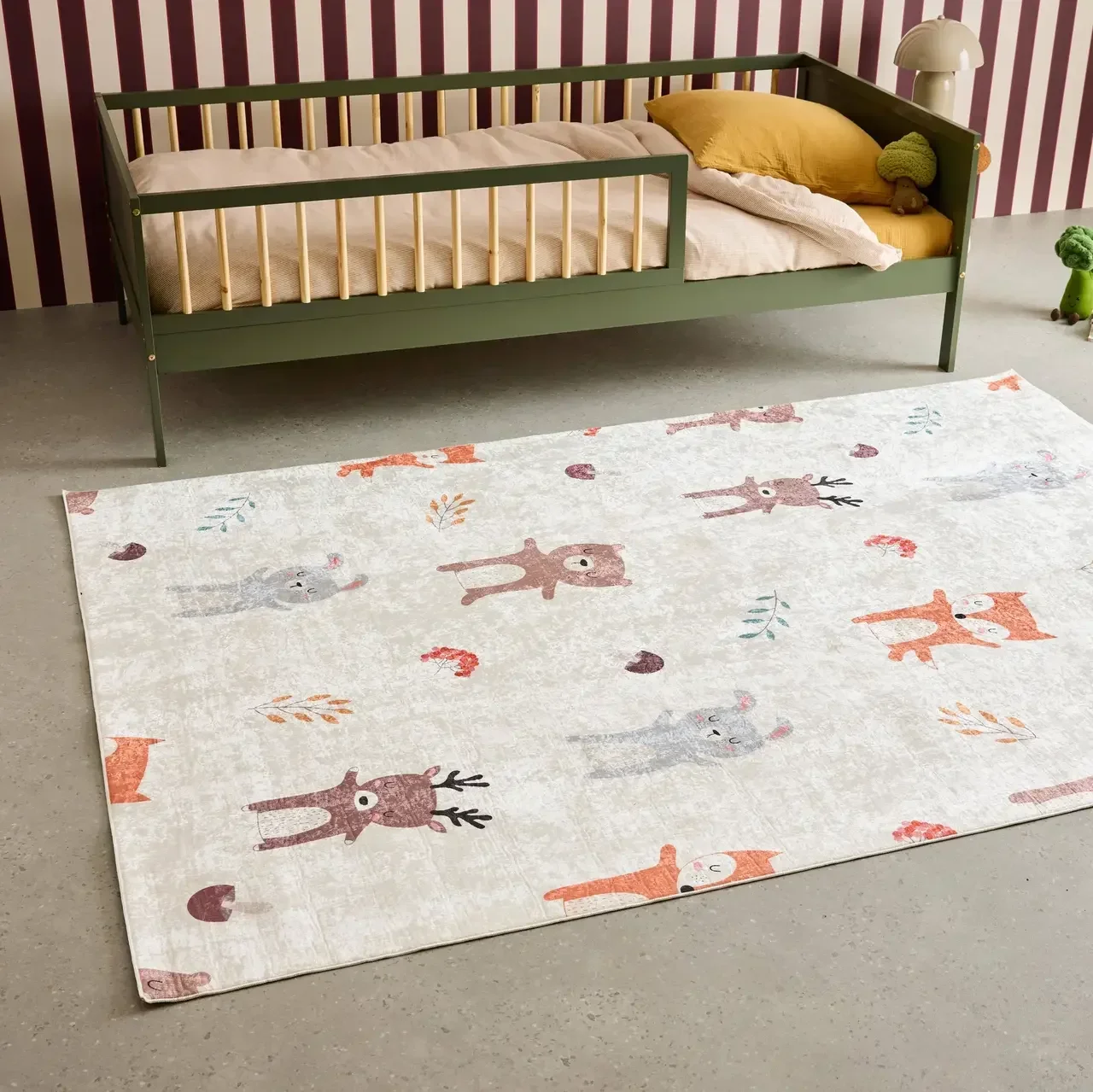 Tapis chambre enfant blanc motif animaux forêt cerf lapin renard