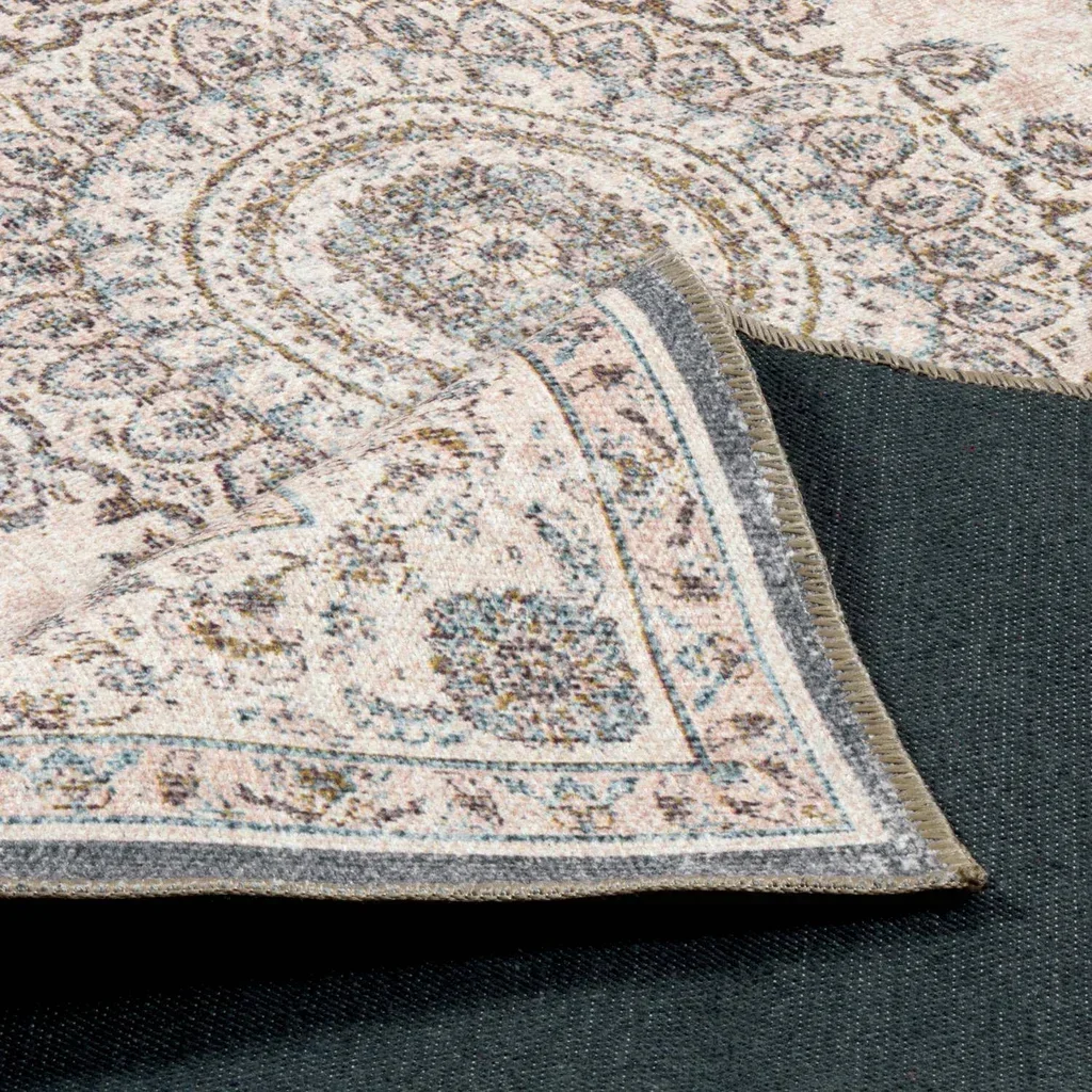 Tapis baroque rose rouge bleu intérieur vintage Melgy