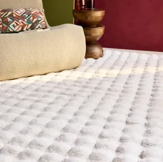 Tapis salon fausse fourrure blanc Bumpy effet bubble moelleux 160x230