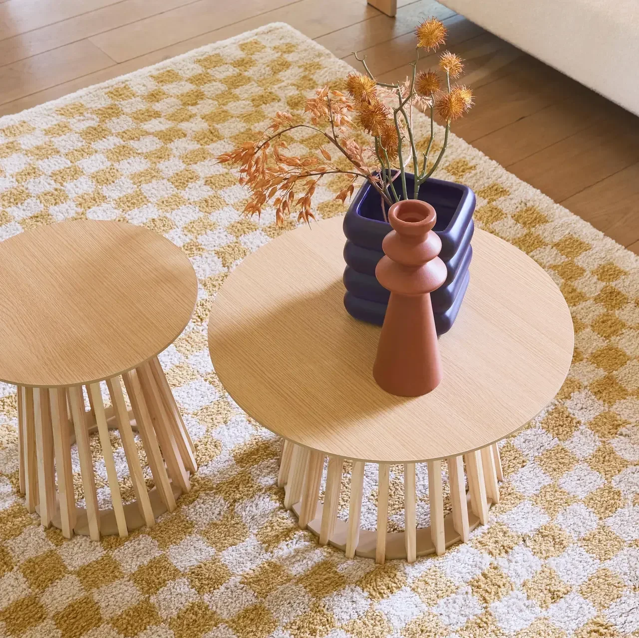 Tapis shaggy damier jaune moutarde et crème poils longs doux intérieur