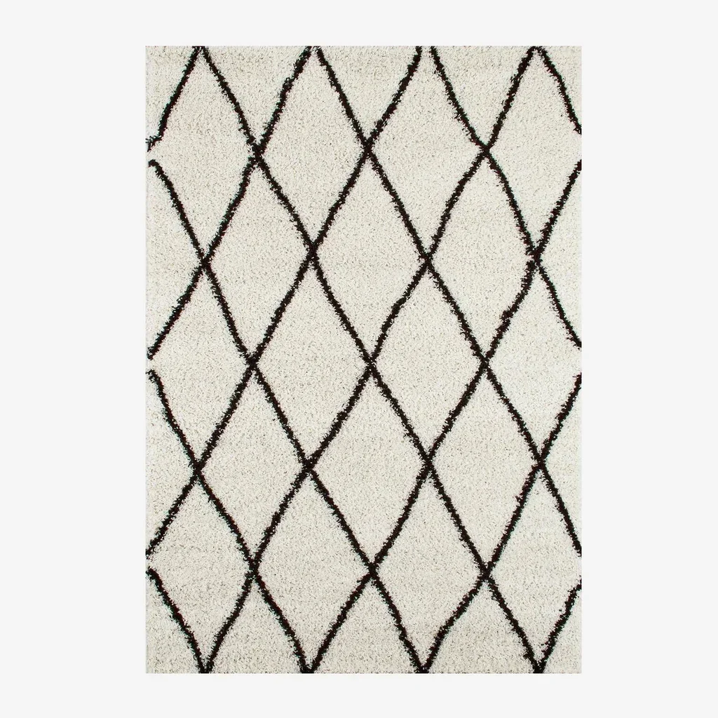 Tapis shaggy berbère bicolore blanc noir motifs losanges